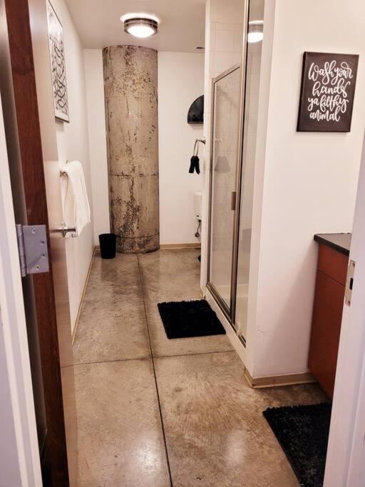Staycation City Loft Free Gated Parking Saint Louis Exterior foto